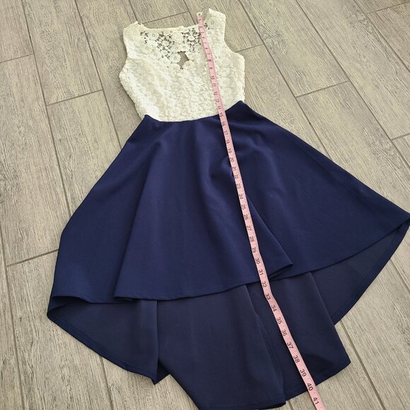B. Darlin women's white and navy sleeveless laced dress size 0 - Picture 9 of 16